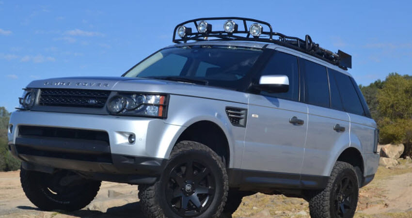 Why People Choose Land Rover For Their Off-Roading